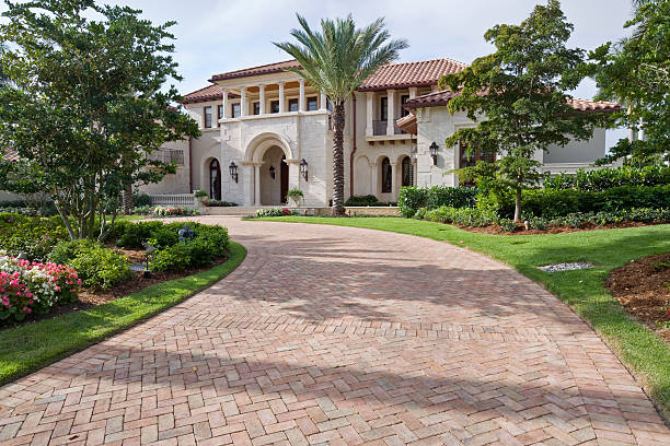 Best Driveway Paving Contractor  in Mead, WA